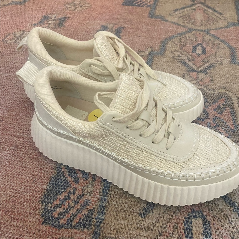 Brand New- Dolce Vita Dolen sneaker size 7